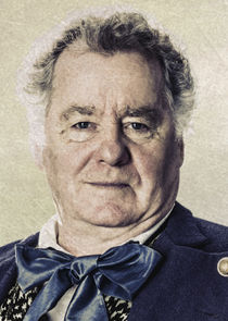 Peter Gerety
as Dr. Alfred Summers