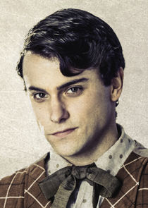 Jack Falahee
as Frank Stringfellow