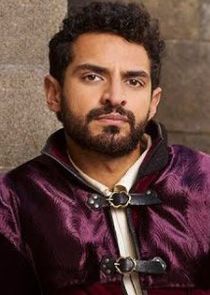 Karan Soni
as Lord Vexler