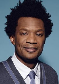 Seaton Smith
as Motif