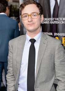 Griffin Newman
as Seymour