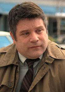 Sean Astin
as Bob Newby