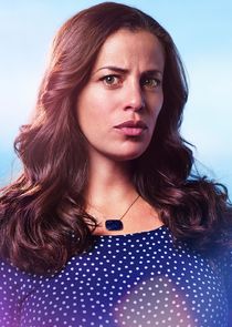 Athena Karkanis
as Grace Stone