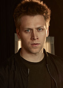 Carl Lundstedt
as Liam Walsh