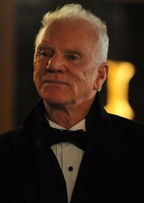 Malcolm McDowell
as Thomas