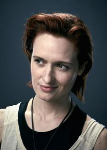 Breeda Wool
as Lou Linklatter