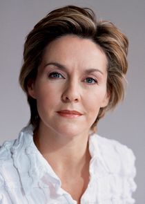Amanda Burton
as Katherine Maguire