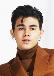 Iñigo Pascual
as Ace Grayson