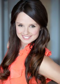 Emma Hunter
as Nisha