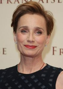 Kristin Scott Thomas
as Diana Taverner