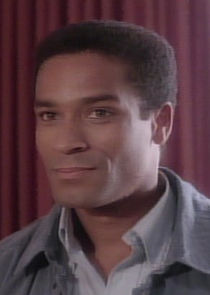 Phil Morris
as Grant Collier