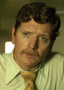 Duke Lafoon
as Detective Chambers