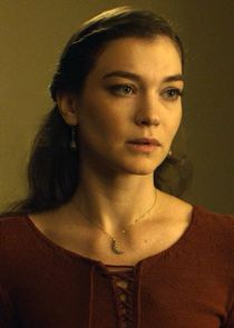 Hannah Gross
as Debbie Mitford