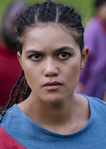 Emma McDonald
as Bella Sway