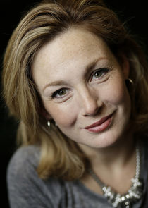 Nancy Carroll
as Marine Bonnet