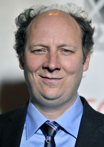Dan Bakkedahl
as Lyle Herringbone