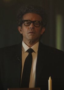 Rey Lucas
as Elias Spector