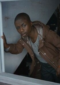 Ann Akinjirin
as Bobbi