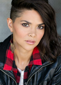 Lilan Bowden
as Amber Kang