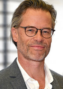 Guy Pearce
as Richard Ryan