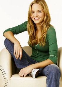 Jordana Spiro
as P. J. Franklin