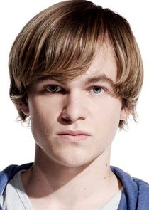Graham Patrick Martin
as Rusty Beck