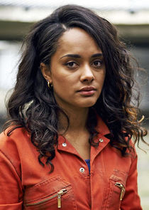 Karla Crome
as Jess
