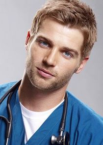 Mike Vogel
as Dr. Chris DeLeo