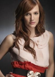 Ashlee Simpson-Ross
as Violet Foster