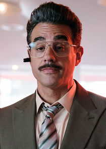 Bobby Cannavale
as Irving