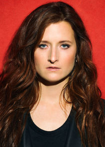 Grace Gummer
as Dominique DiPierro