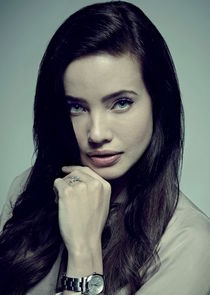 Stephanie Corneliussen
as Joanna Wellick
