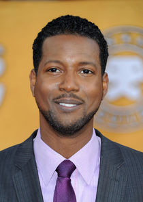 Corey Reynolds
as Martin Reardon