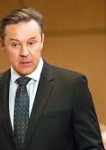 Currie Graham
as Mario Siletti