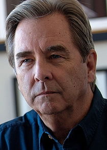 Beau Bridges
as Alan Pape