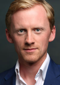 Gunnar Cauthery
as Lt. Michael Glenn