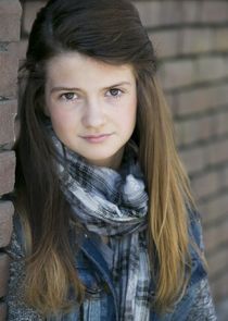 Raevan Lee Hanan
as Ella Bowman