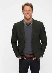 Jake McDorman
as Peter