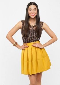 Jade Catta-Preta
as Amy