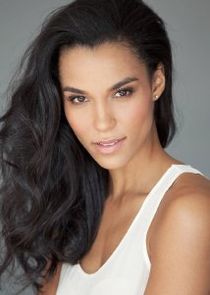 Brooklyn Sudano
as Angela Prescott