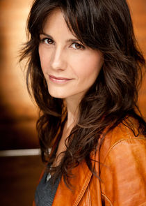 Jessica Blank
as Debra Garretti Keenan