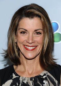 Wendie Malick
as Julianne Walters