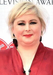 Siobhán McSweeney
as Lisa Davies