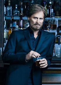 Jeffrey Nordling
as Brad Maitland