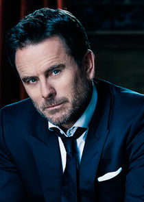Charles Esten
as Deacon Claybourne