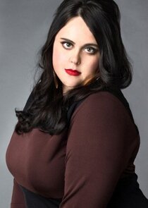 Sharon Rooney
as Yas Brown