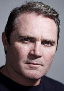 Alex Ferns
as Aaron Moy