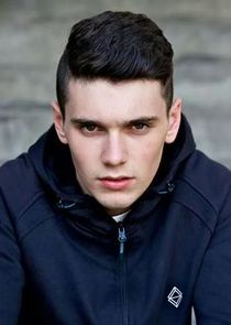 Jack Rowan
as Callum McGregor
