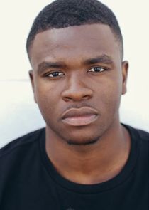 Michael Dapaah
as Mensah