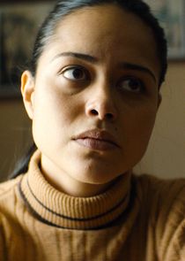 Alyssa Diaz
as Mika Camarena